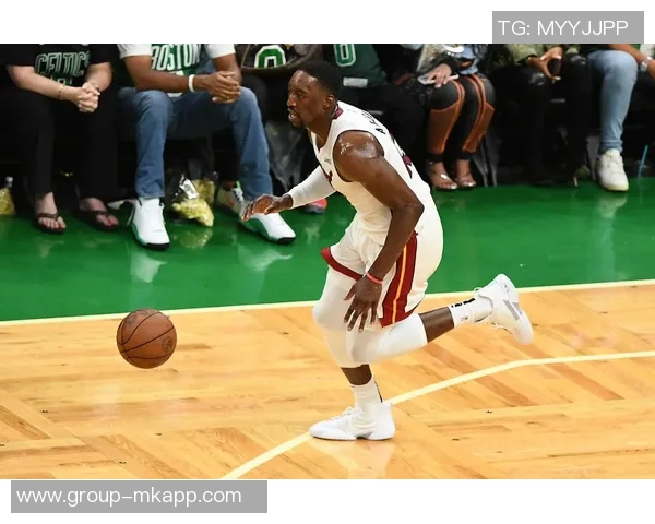 阿德巴约强调防守的重要性称其为球队立足之本进攻虽重要但防守始终是核心