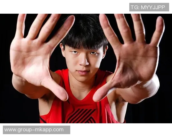 王仕鹏谈姚明技术与身体的平衡杨瀚森应借鉴提升自身实力 王仕鹏谈姚明技术与身体的平衡杨瀚森应借鉴提升自身实力